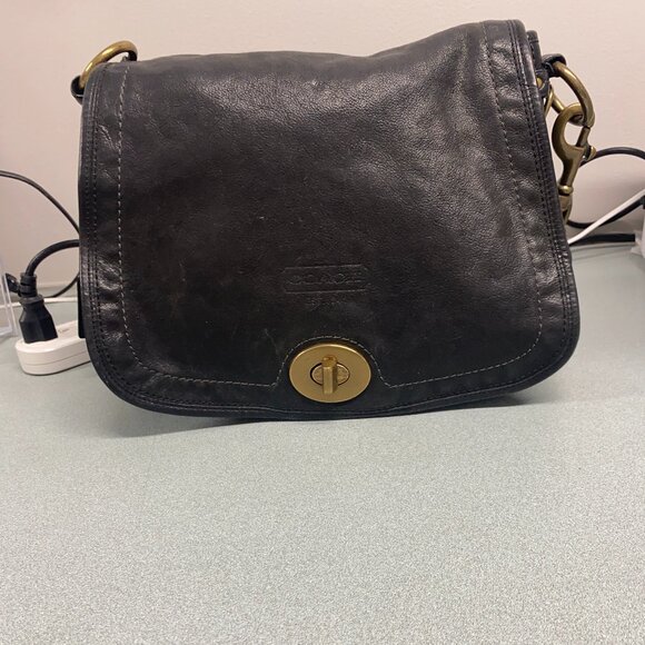 Vintage Coach Saddle Legacy Women's  Shoulder Bag - Black D0769-11134. - Picture 2 of 13